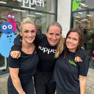 Lea, Louise og Jossan, Indehaverne af Børneloppen Vallensbæk