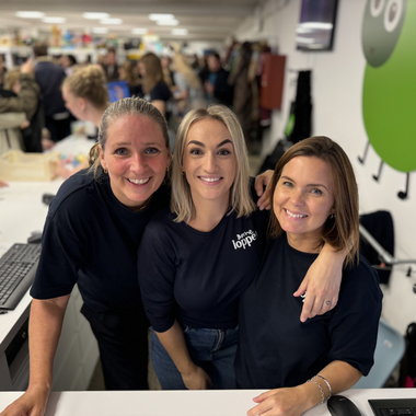 Lea, Louise og Jossan, Indehaverne af Børneloppen Lyngby