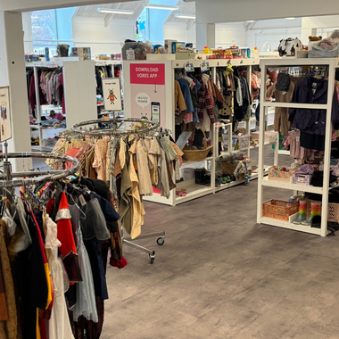 Butikkens temastativer og stande