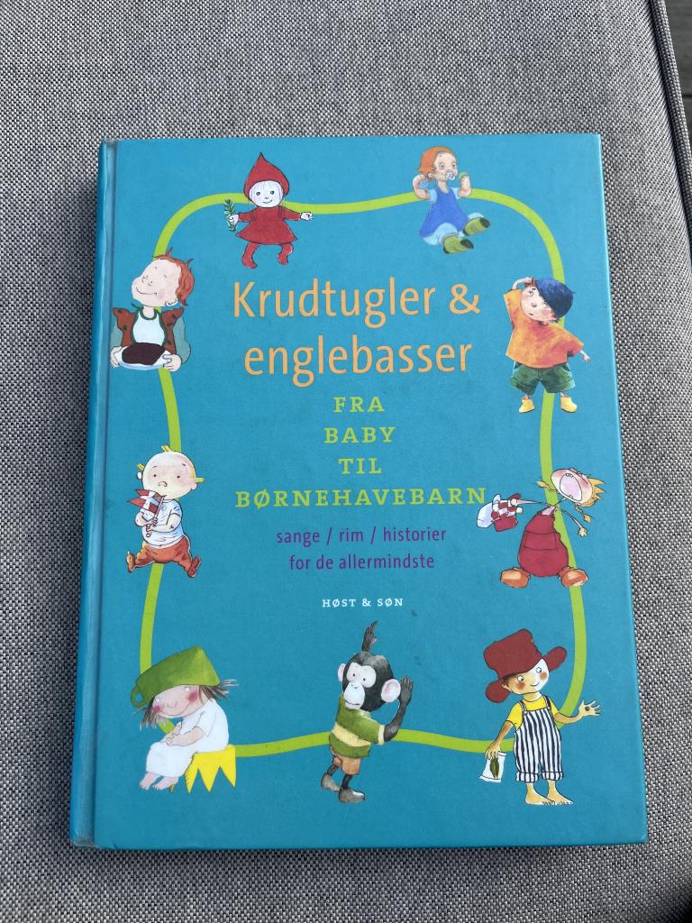Bog Krudtugler og engle