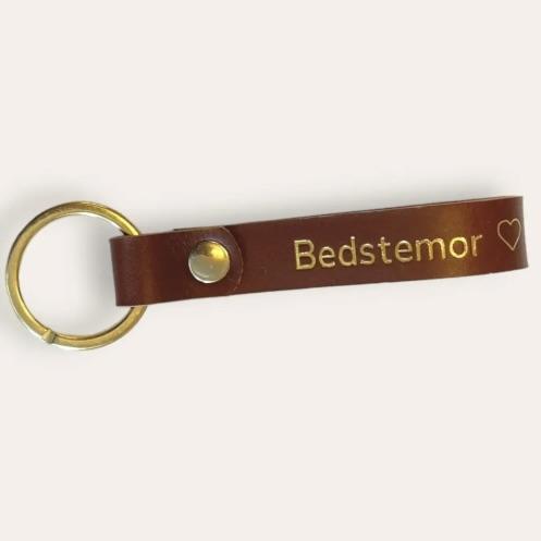 Bedstemor cog nøglering