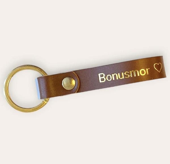 Bonusmor cog nøglering
