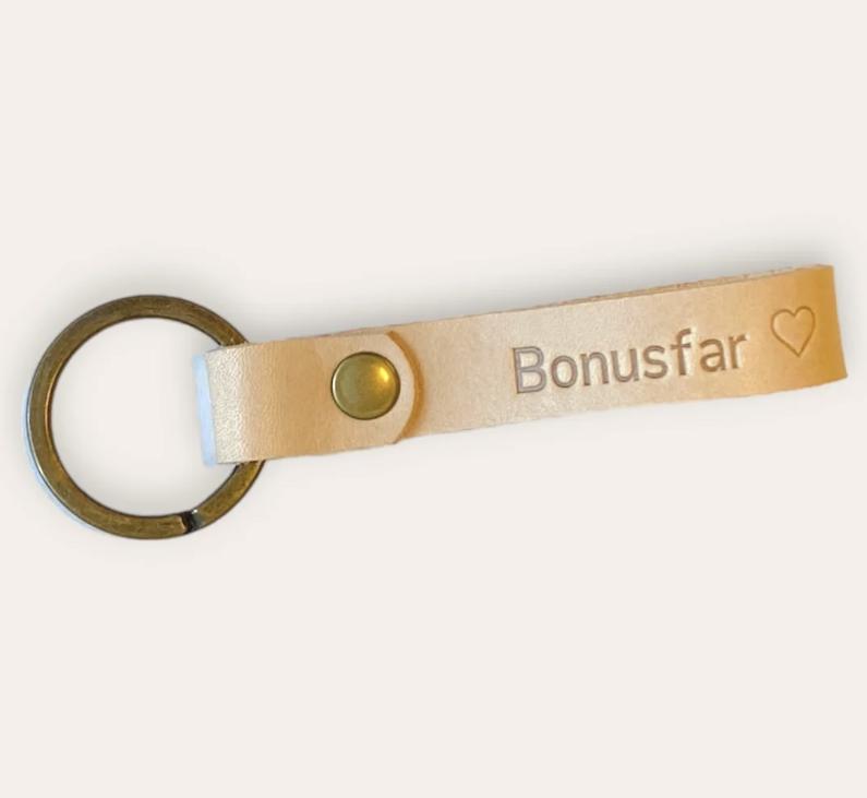 Bonusfar nat nøglering