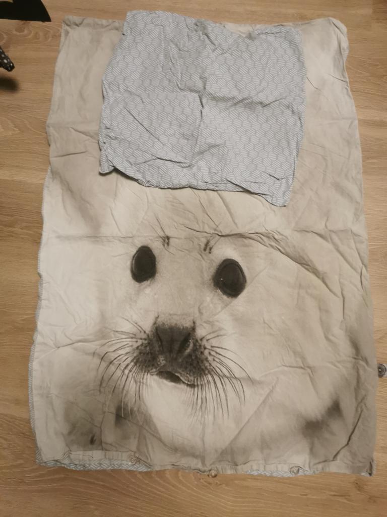 Baby sengetøj sæl