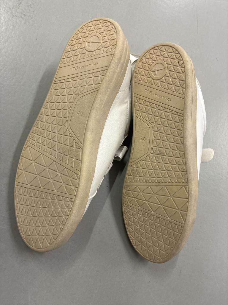 Tamaris nye sneakers 40