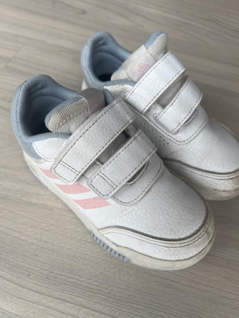 Kondisko, Adidas, 26