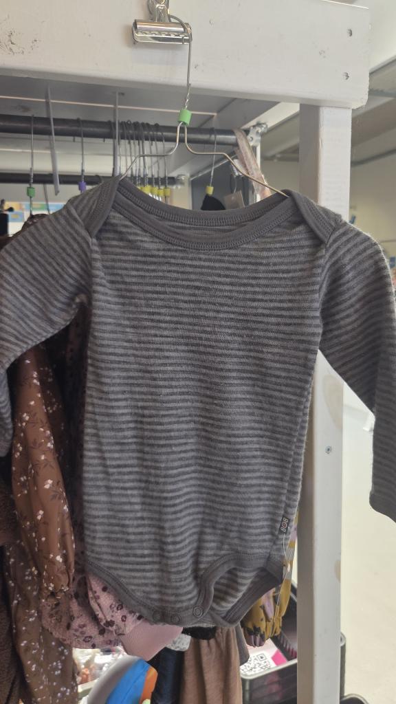 808 uldbody 80 gråstrib