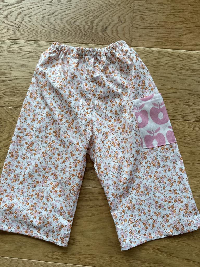 110 bukser m blomster