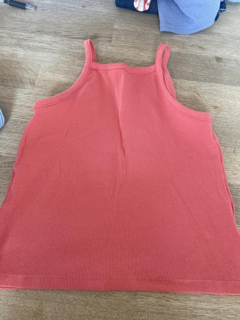H&M 134 coral top