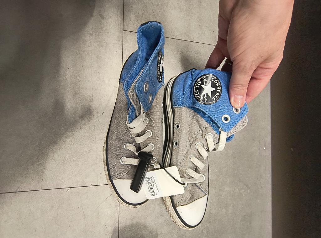 converse sneakers 34