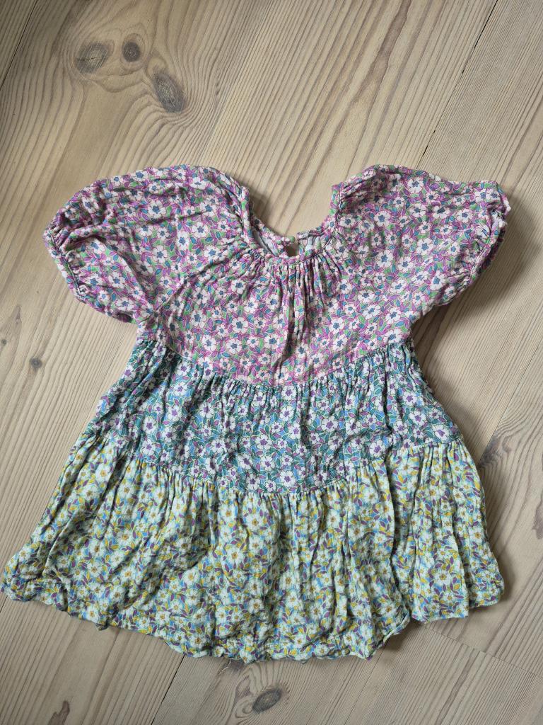 Zara blomstret kjole 86
