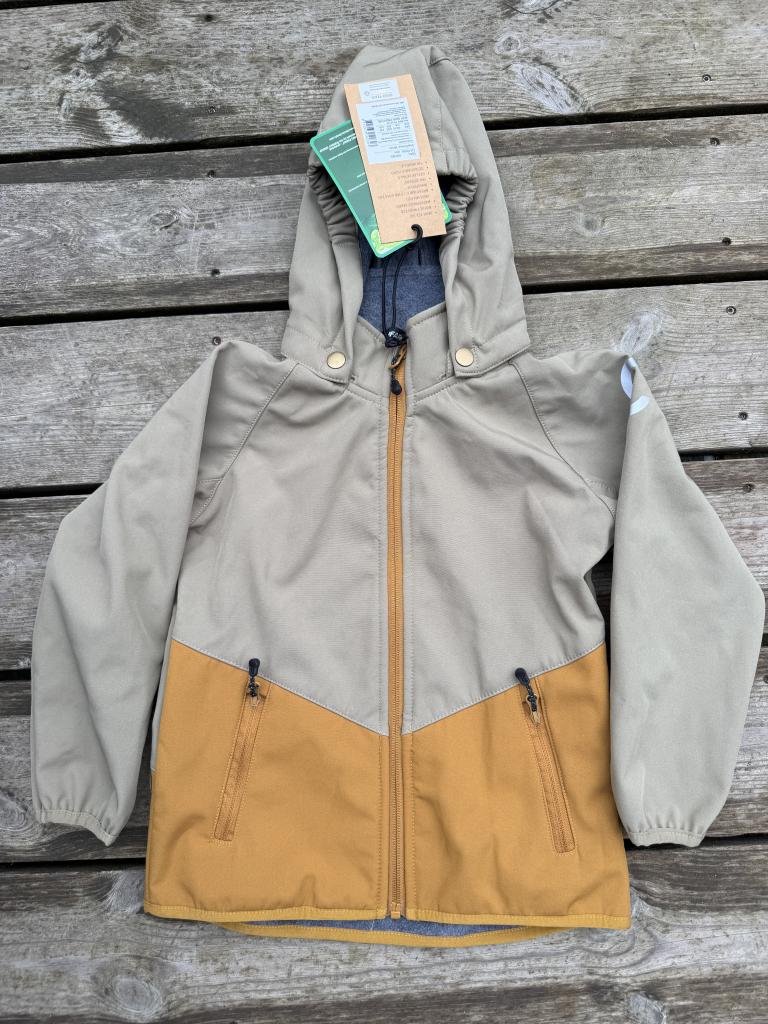 104 Papfar softshell