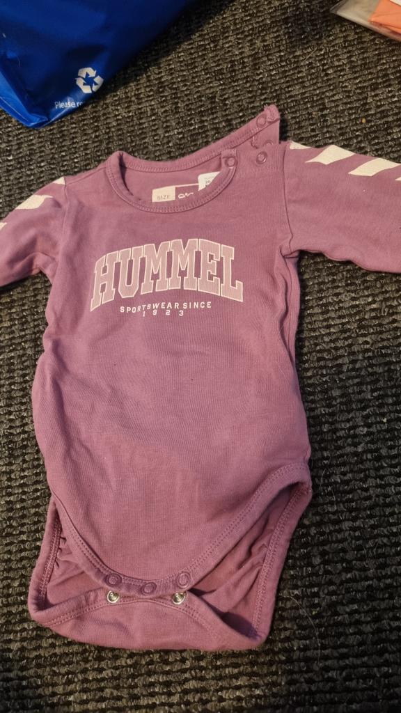 Hummel body 62 lilla