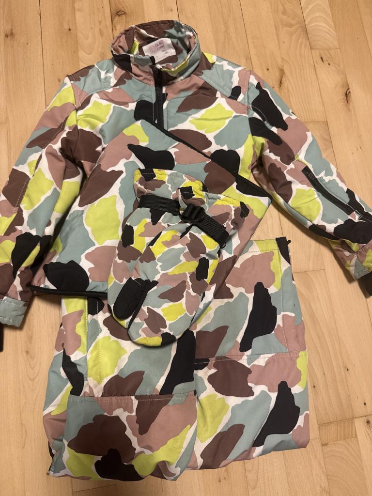 ZARA flyverdragt 122