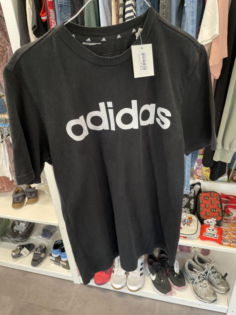 Adidas t-shirt sort / 164