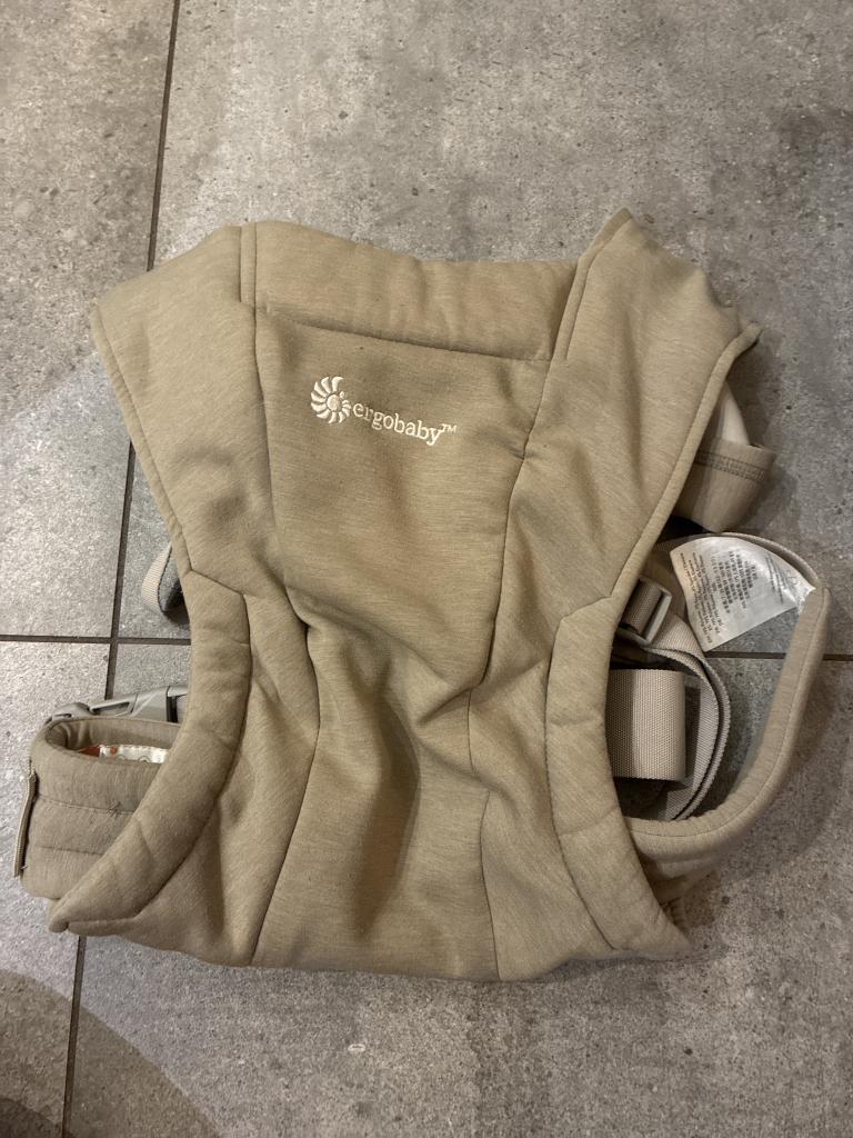 Ergobaby bæresel olive