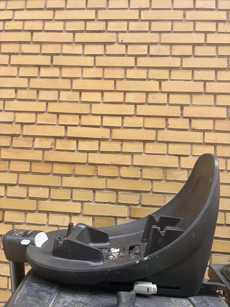 Cybex base