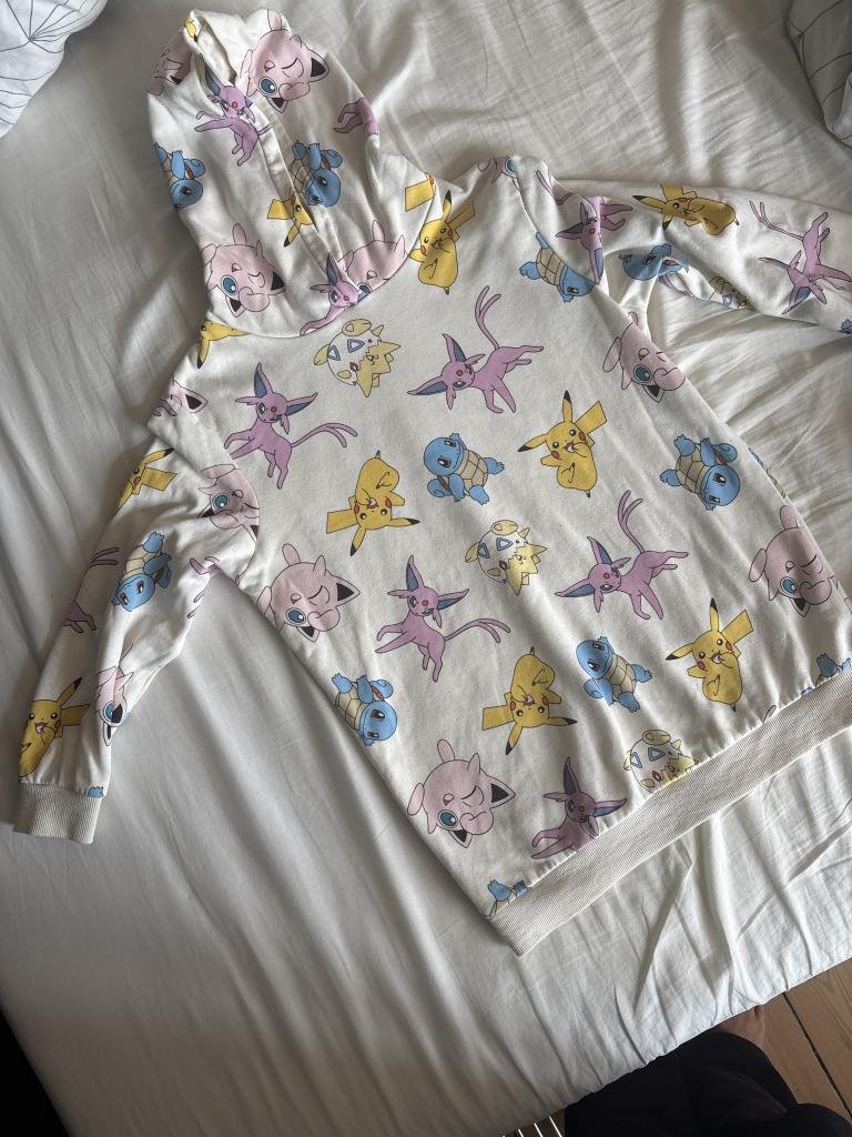 H&M Pokémon trøje 116