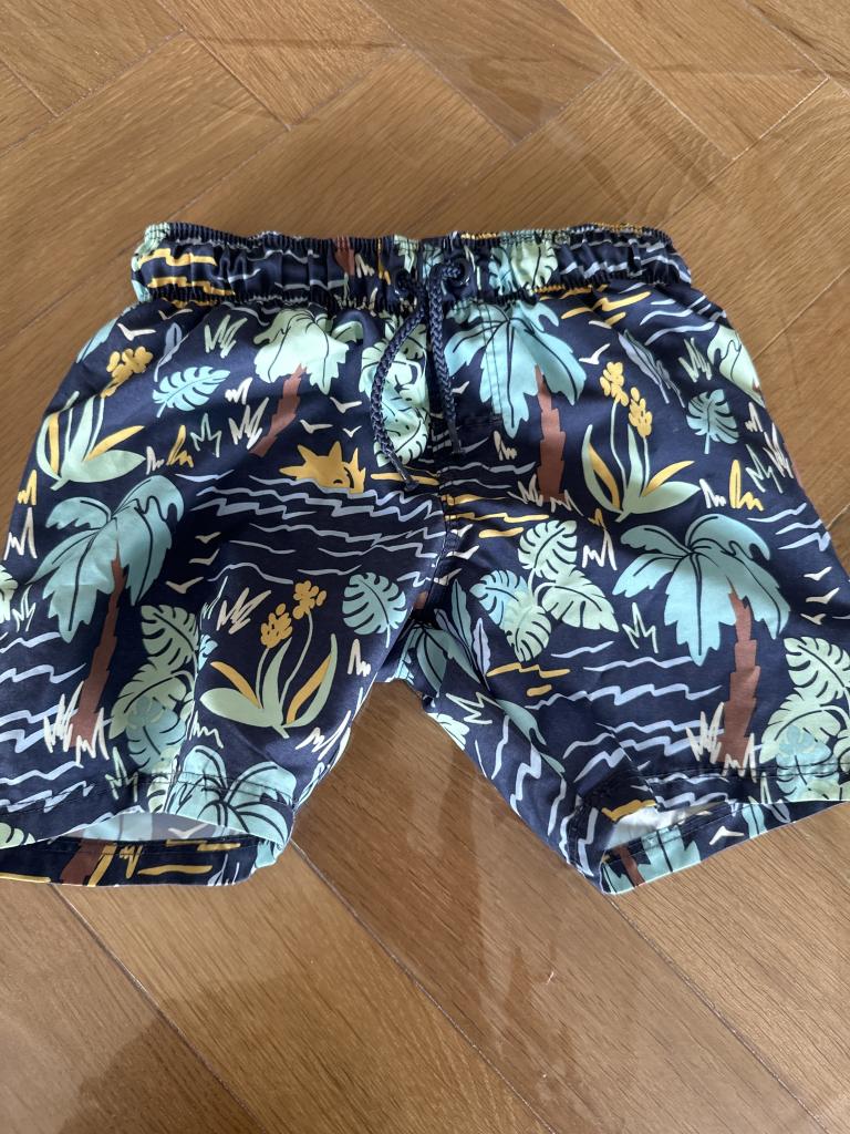 Badeshorts. HM.98-104
