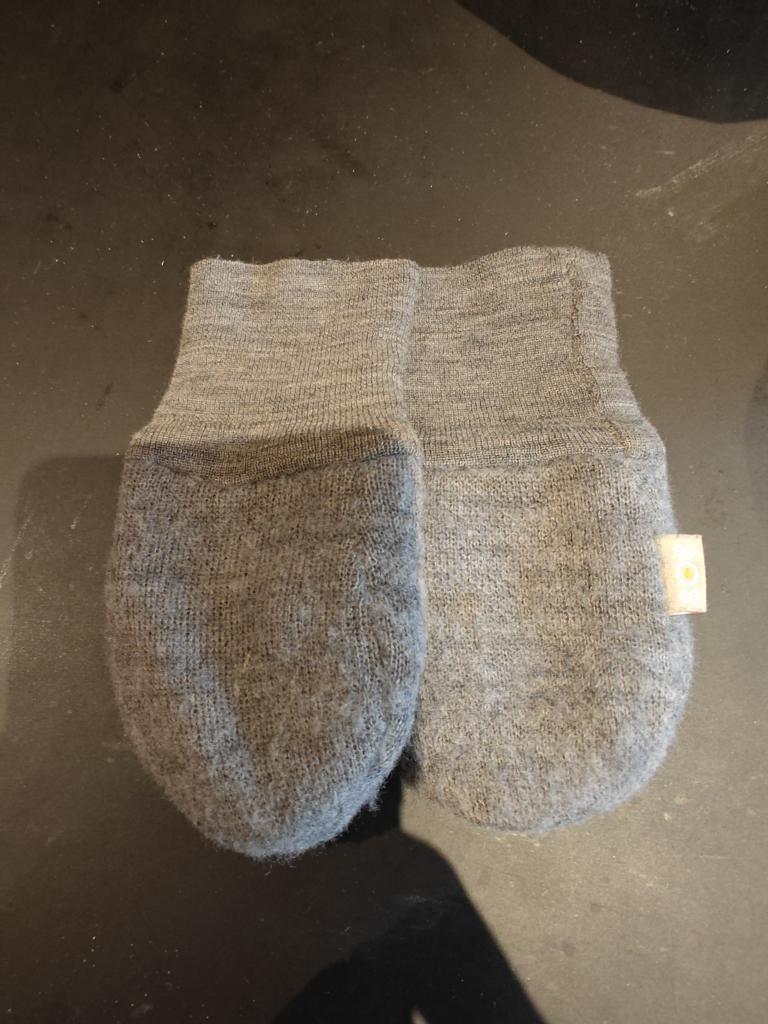 808 grå luffer 50/56