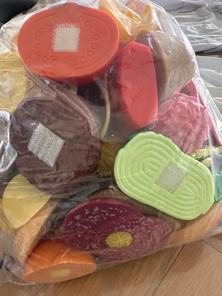 Legetøj. Plastic legemad