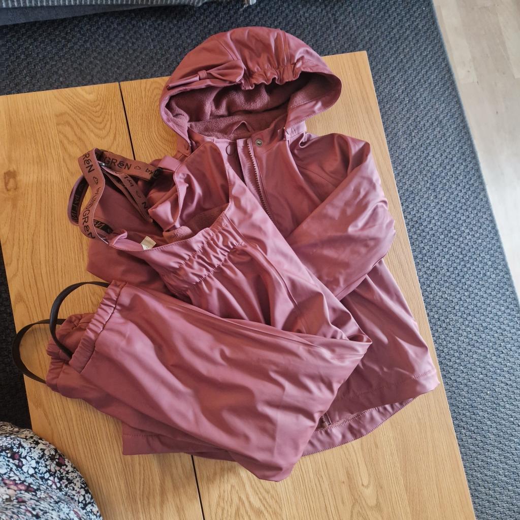 NyLindgrenForetRegn104