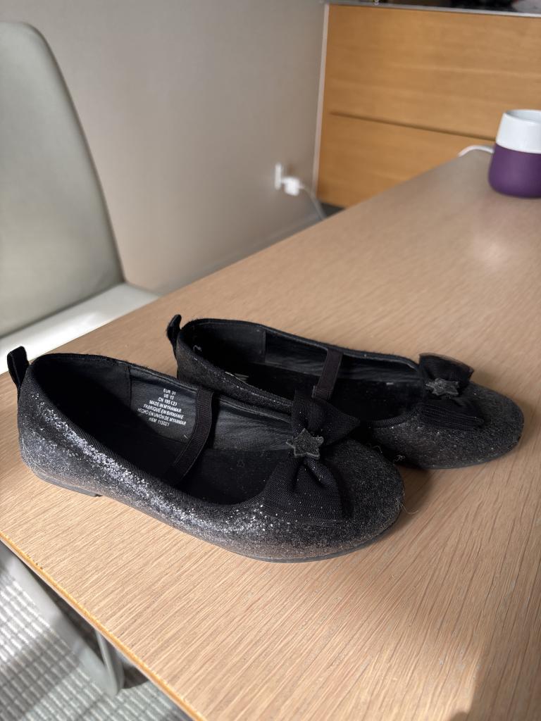 Ballerinas, hm, 31