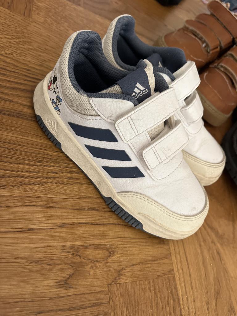Adidas sneakers 27