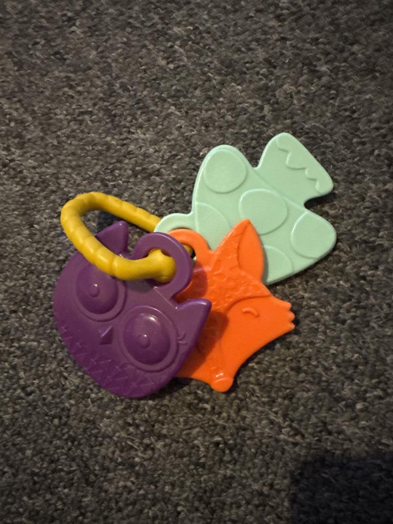 B.toys rangle