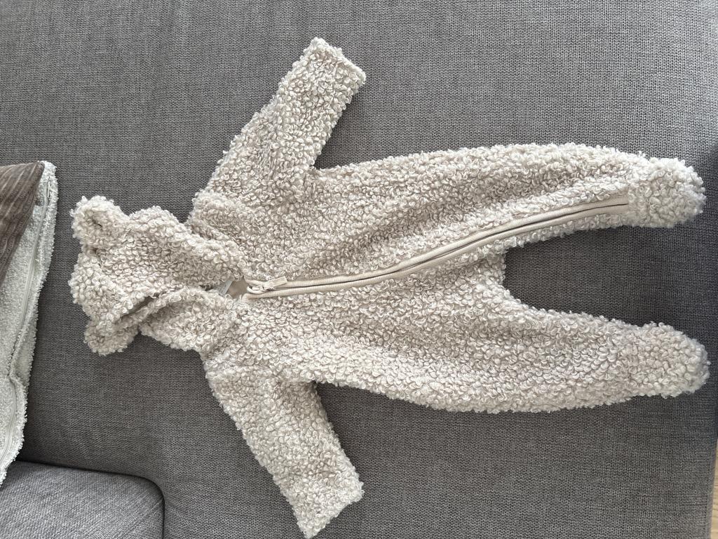 H&M køredragt 56 beige