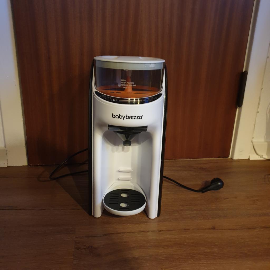 Baby brezza, hvid