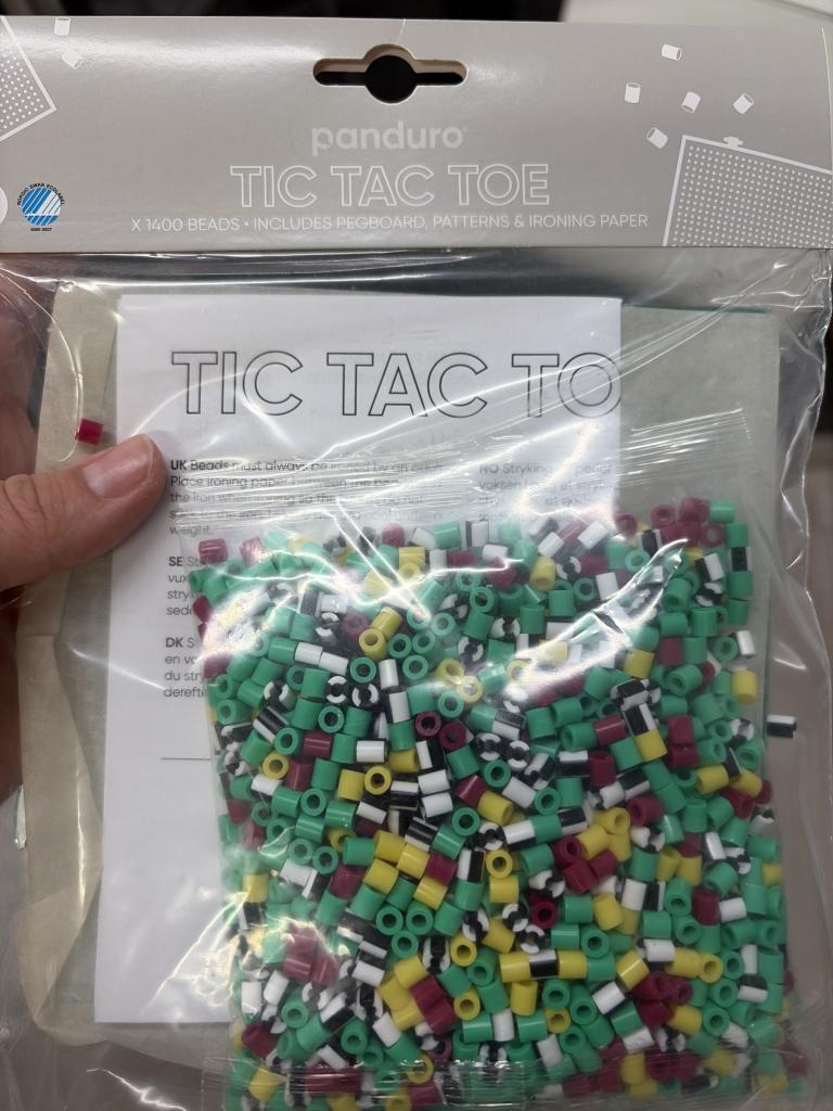Perler kryds og bolle