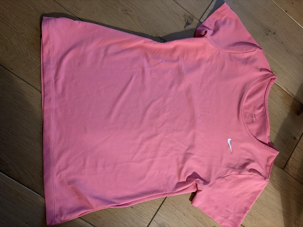 Adidas bluse 140