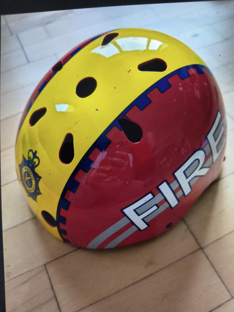Kiddimoto cykelhjelm