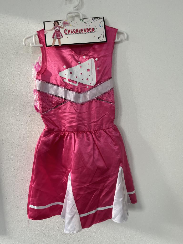 Cheerleader str. 140