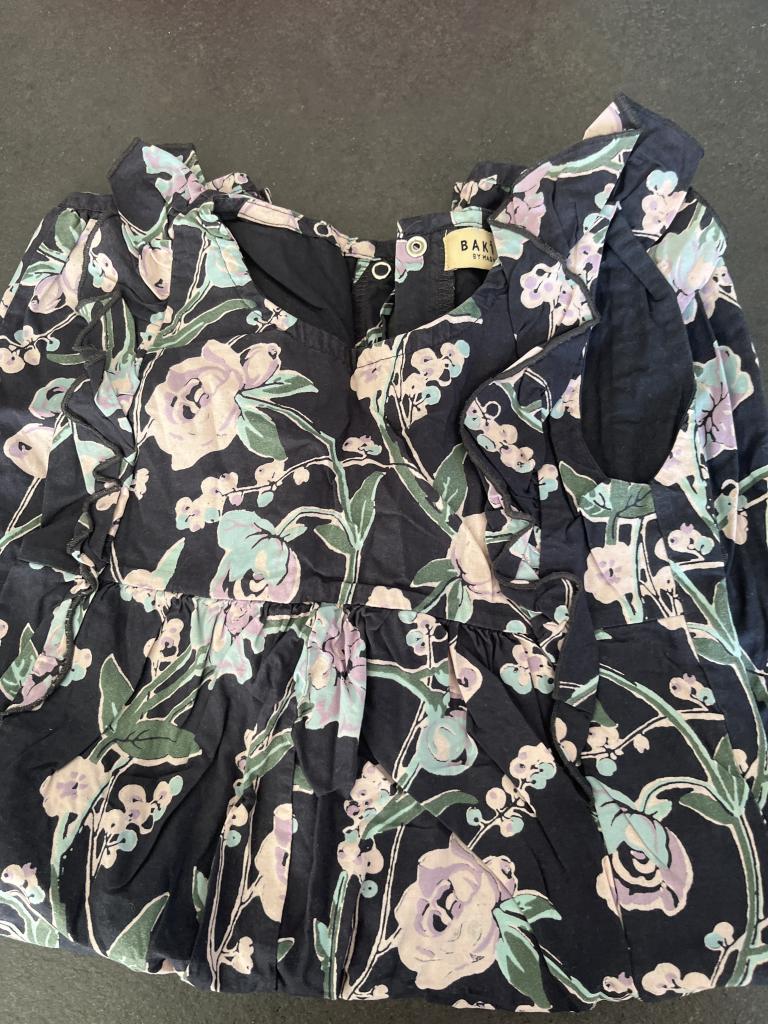 Bakito dragt blomst 2 år