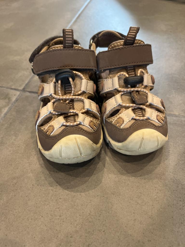 Aankl sandaler 27 brun