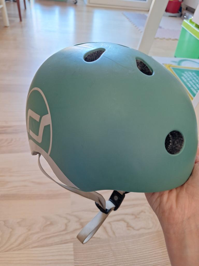 Scootride cykelhjelm