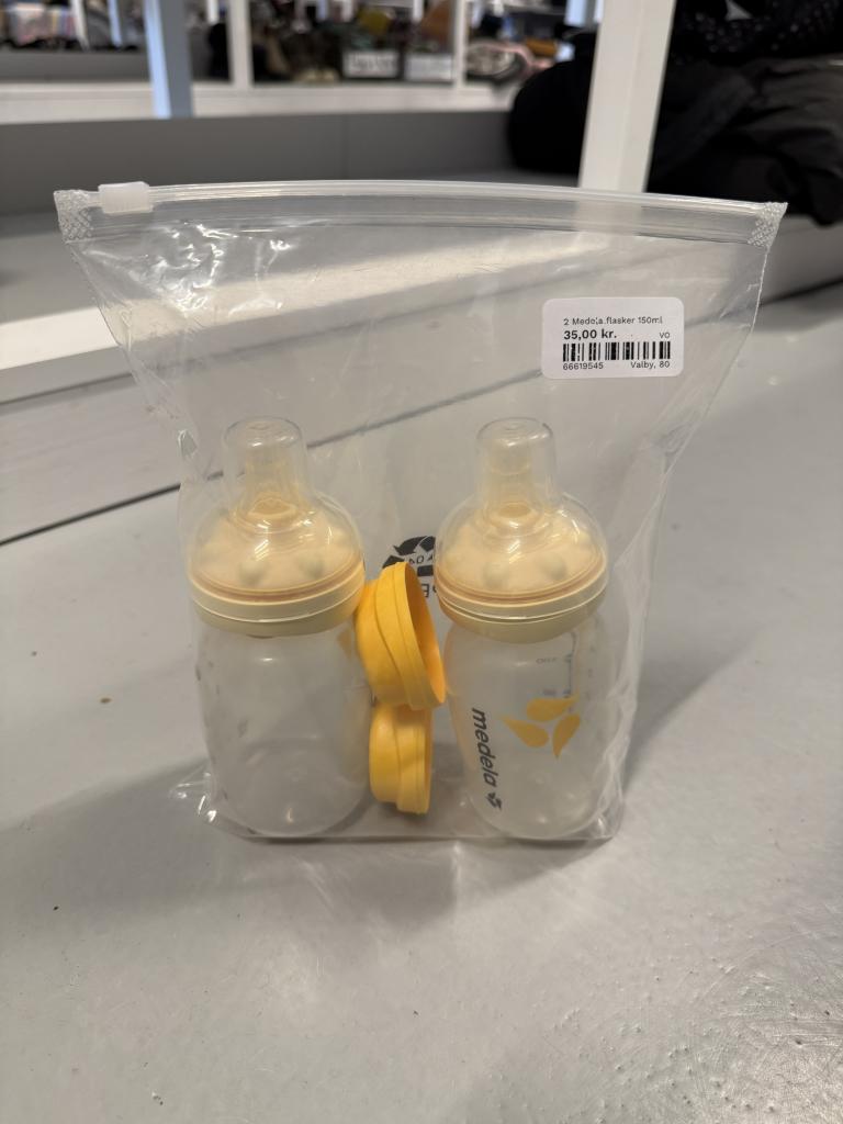 2 Medela flasker 150ml