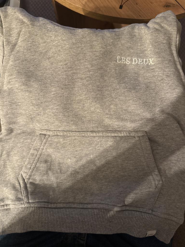 Grå les deux hoody 3/4y