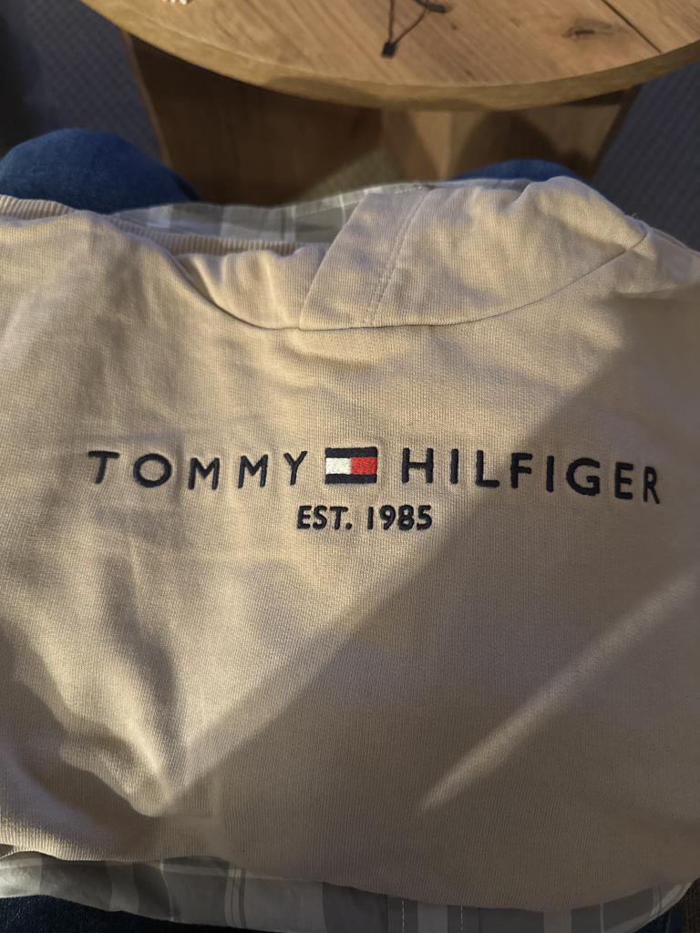 Hilfiger hoodie 140 beige