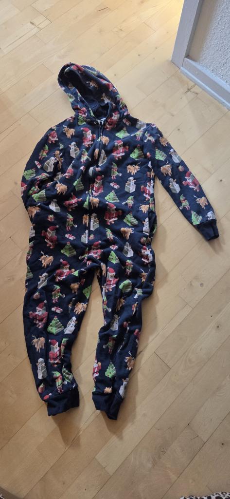 H&M buksedragt 146/152