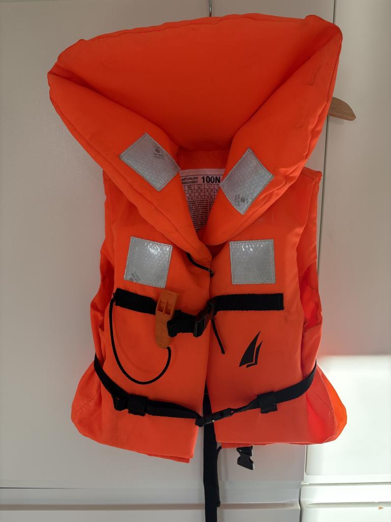 Redningsvest, 15-20 kg