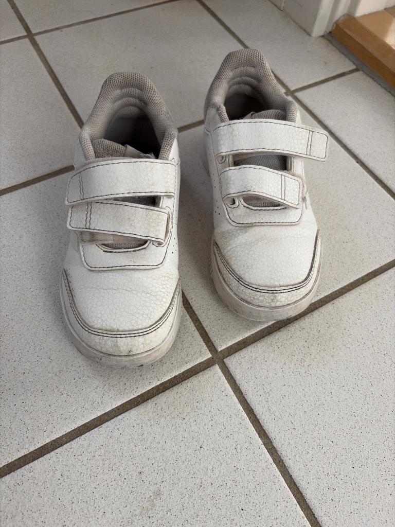 Adidas sko 28