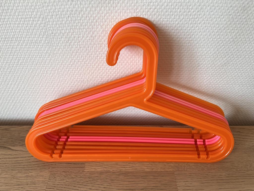 10 bøjler Orange/Lrød
