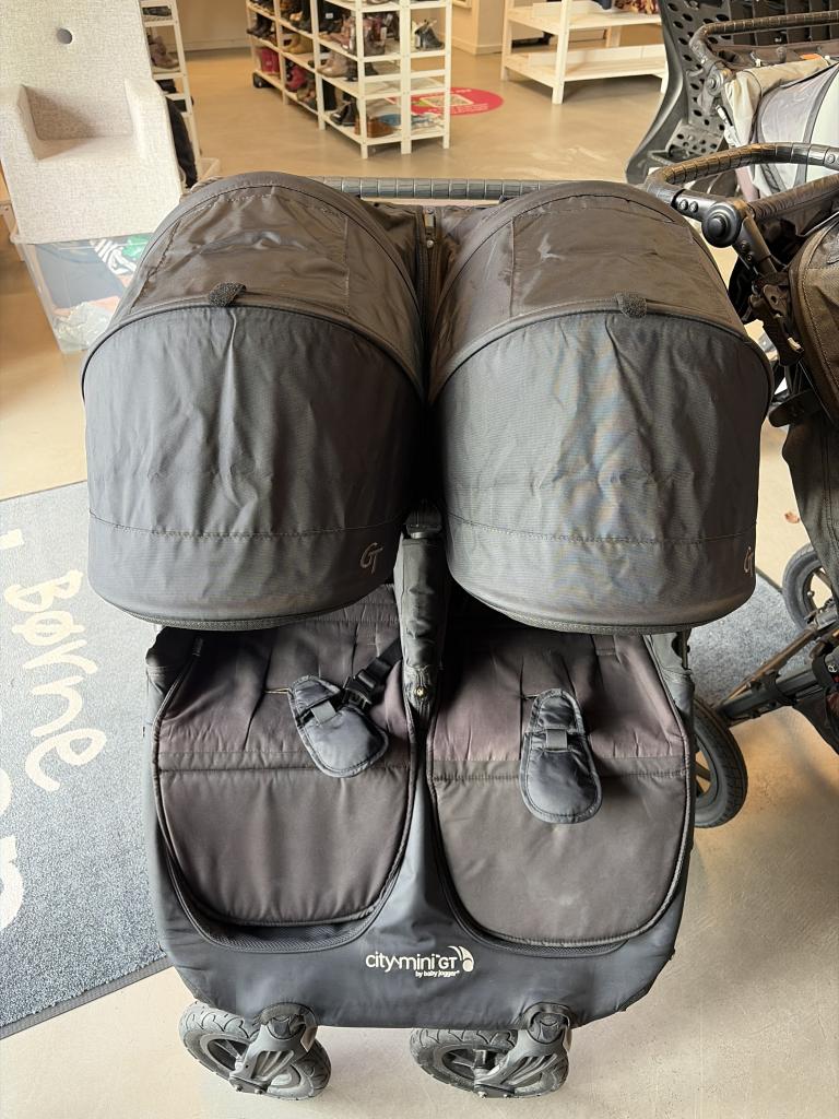 Baby jogger double