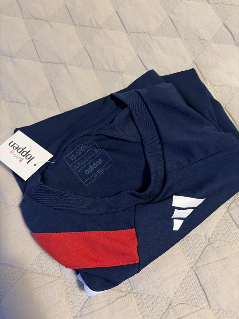 Adidas t-shirt 13-14 år