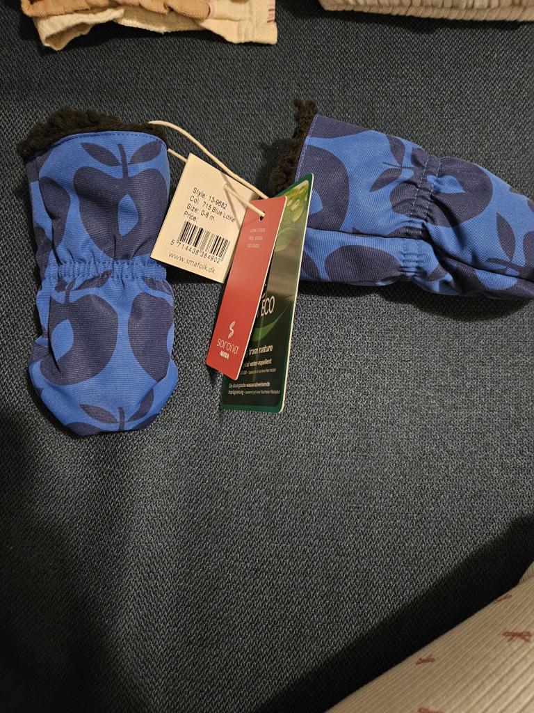 Småfolk vanter 0-6mdr