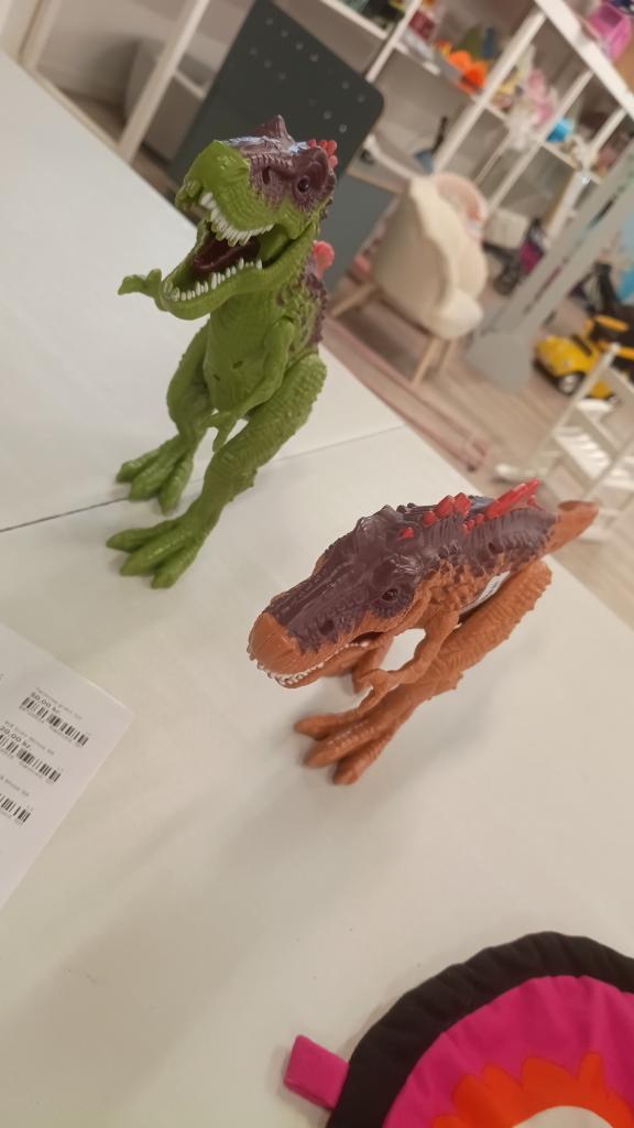 Dino m lyd