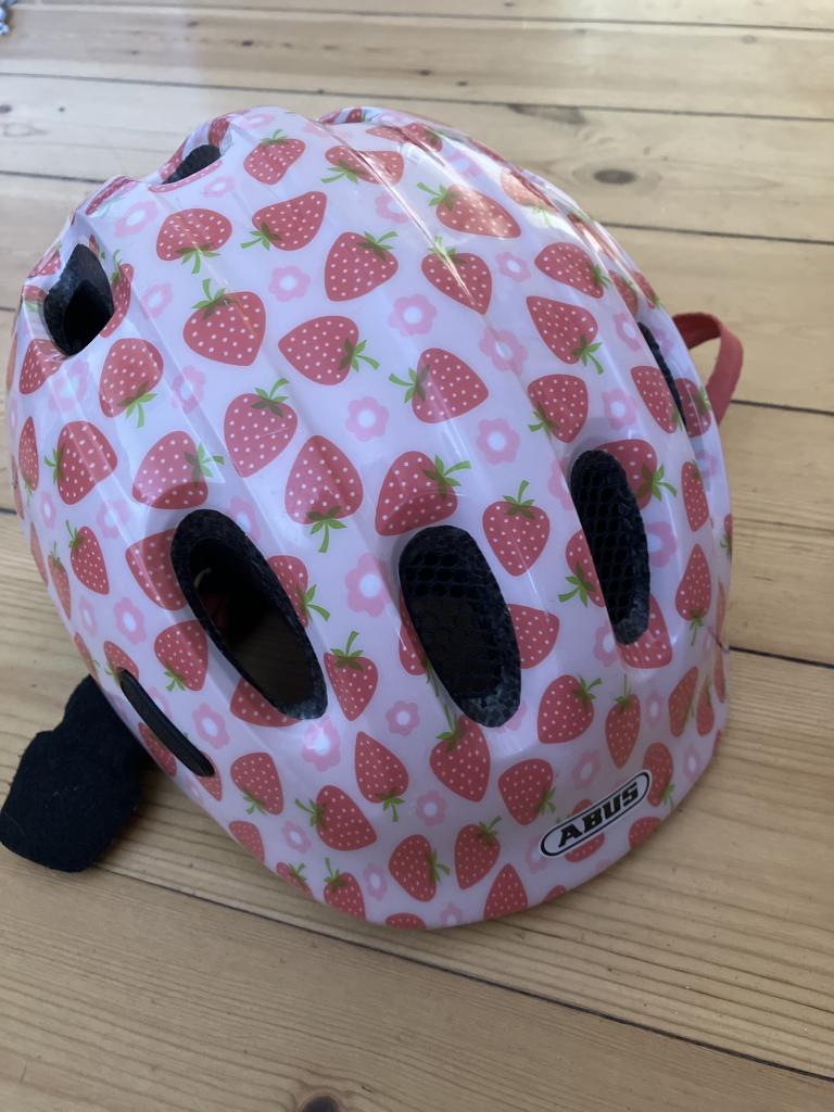 ABUS cykelhjelm m. jord